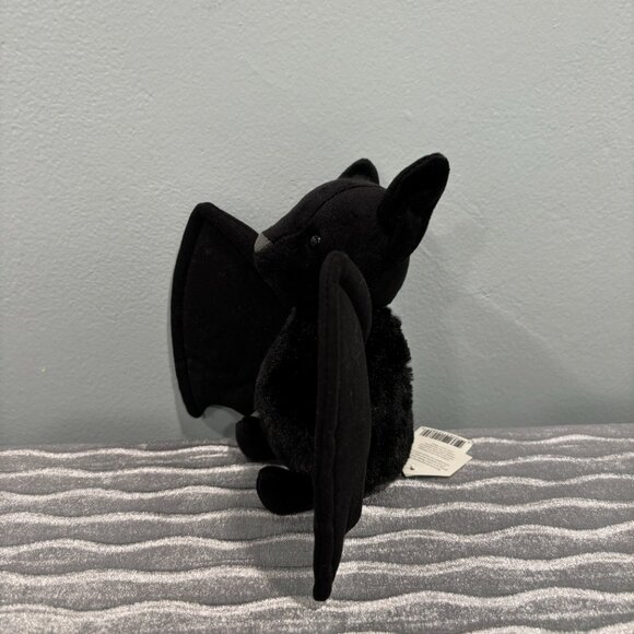 RARE Jellycat Bewitching Bat BNWT - Picture 4 of 6